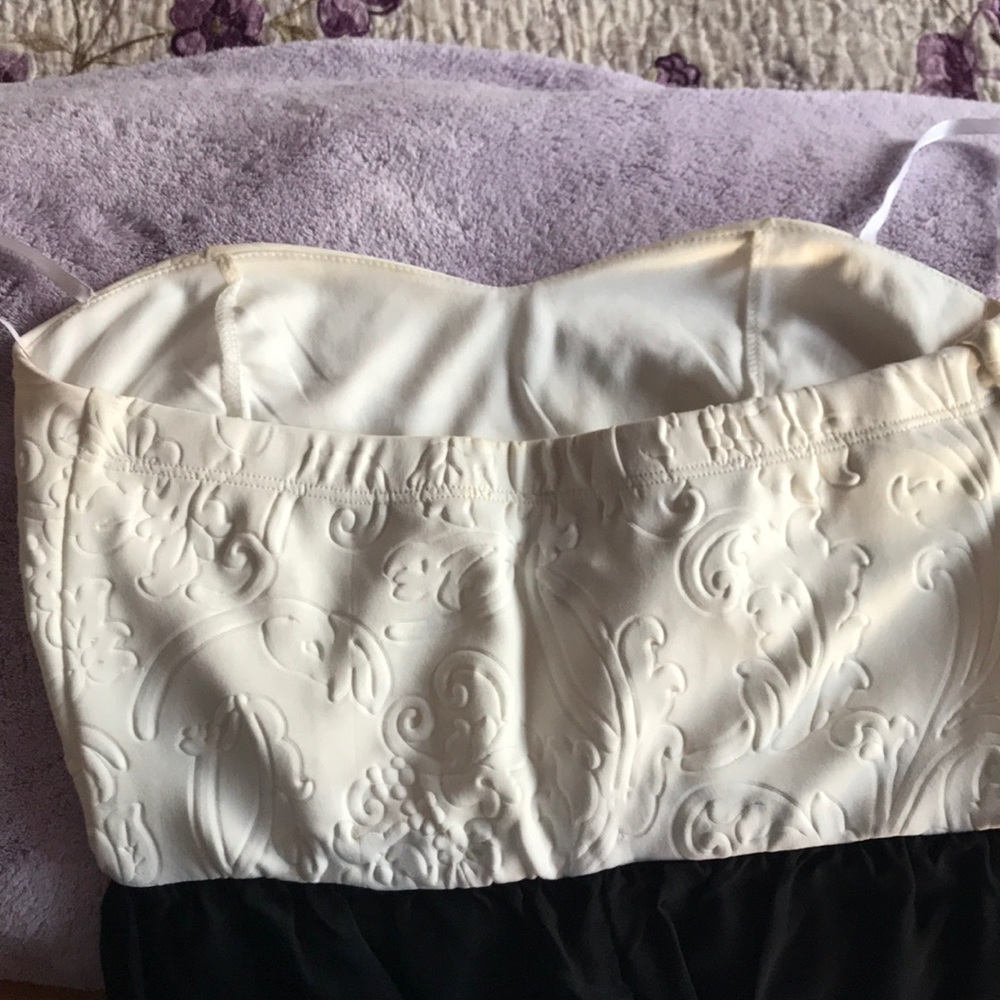 Dress - Picture 3 of 4
